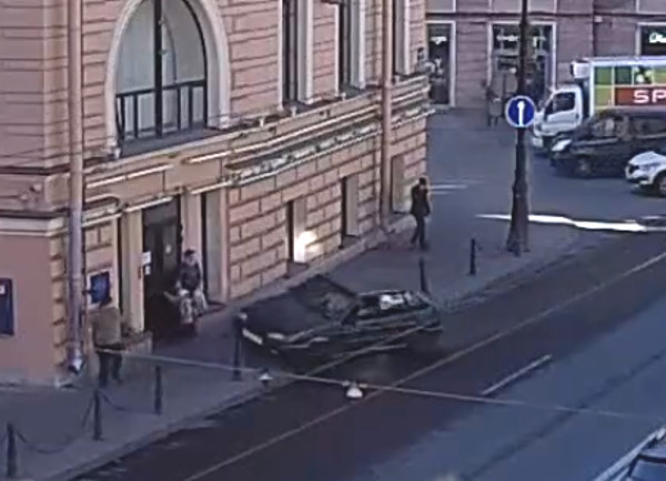 Кадр из видео в vk.com/spb_today